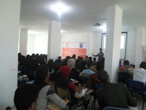 الأنشطة الطلابية تقيم دورة الاسعافات الأولية