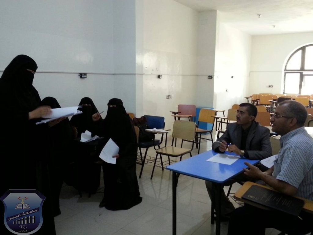 المناقشة العلنية لأبحاث التخرج تدخل أسبوعه الثاني