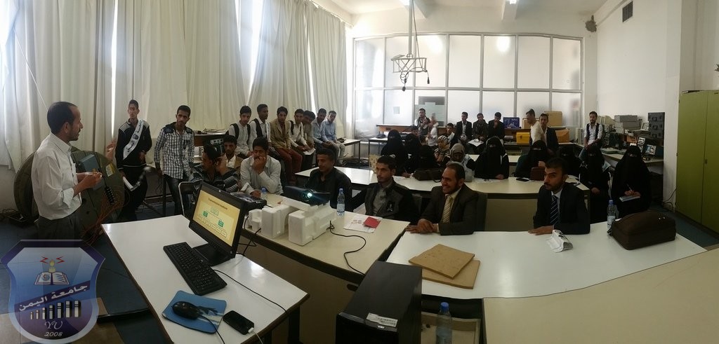 طلاب كلية الحاسوب يقومون بزيارة علمية للمعهد العام للاتصالات بصنعاء