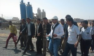طلاب كلية الهندسة يقومون بزيارة علمية لمصنع 22 مايو للخرسانة
