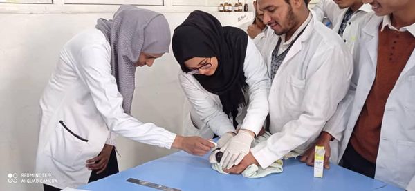 #احدى_التطبيقات العملية في معامل الجامعة
