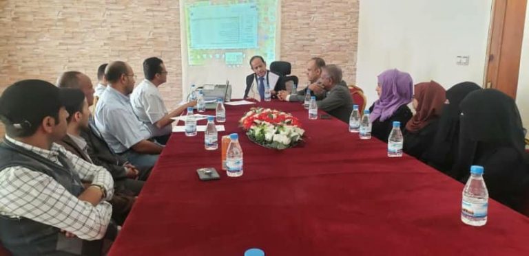 دشن اليوم الخميس 30/يونيو2022 الدكتور /حفظ الله يحيى الاحمدي رئيس الجامعة عملية القبول والتسجيل ب