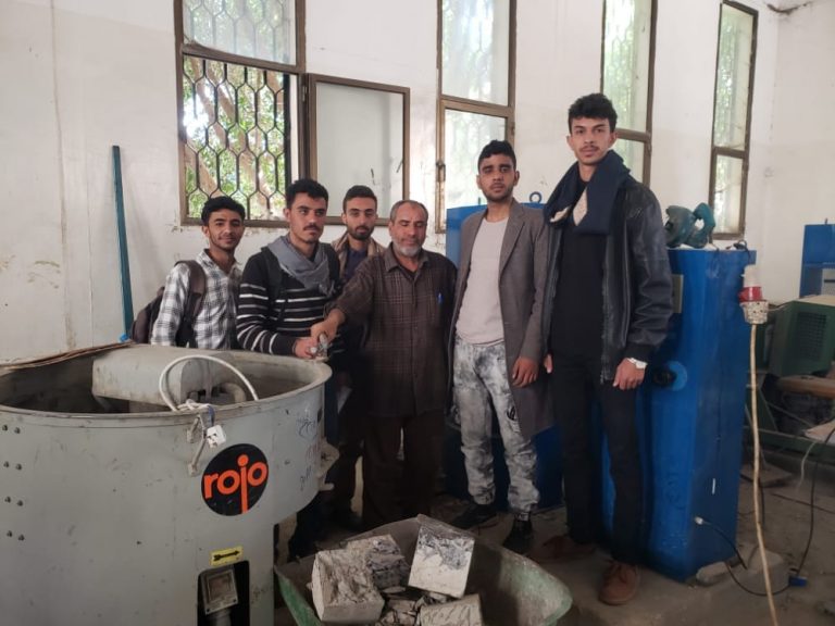 #المختبر المركزي وكلية الهندسة مدني