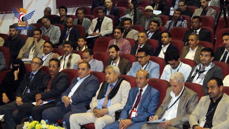 مشاركة جامعة اليمن في مناقشة وإقرار دليل المسابقات التنافسية على مستوى الجامعات اليمنية.